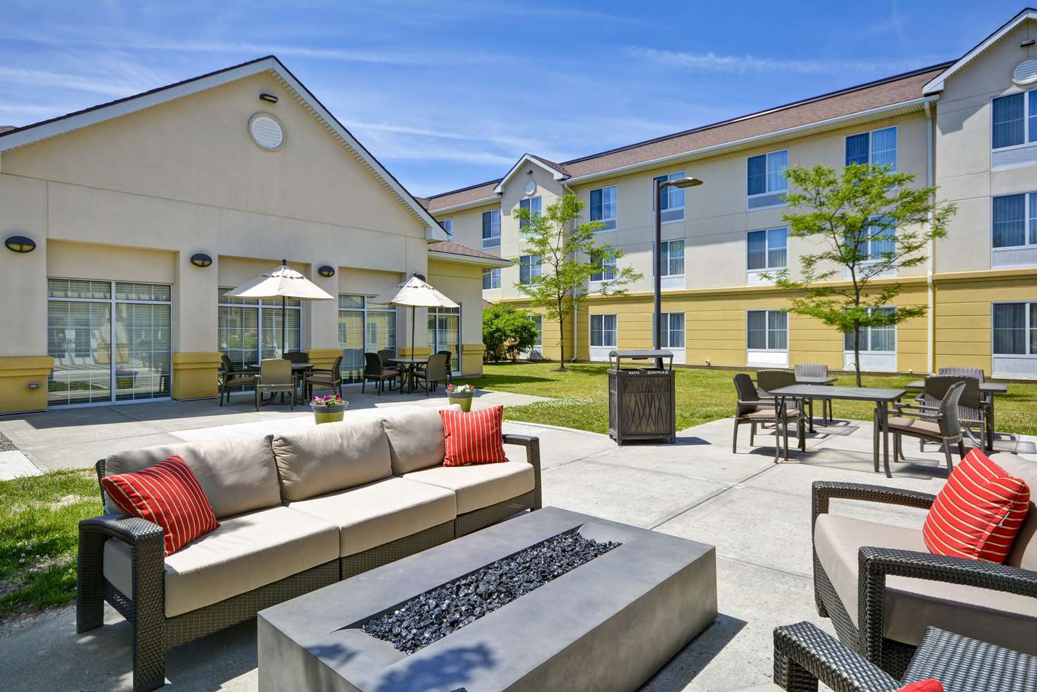 Homewood Suites by Hilton Ithaca 2
