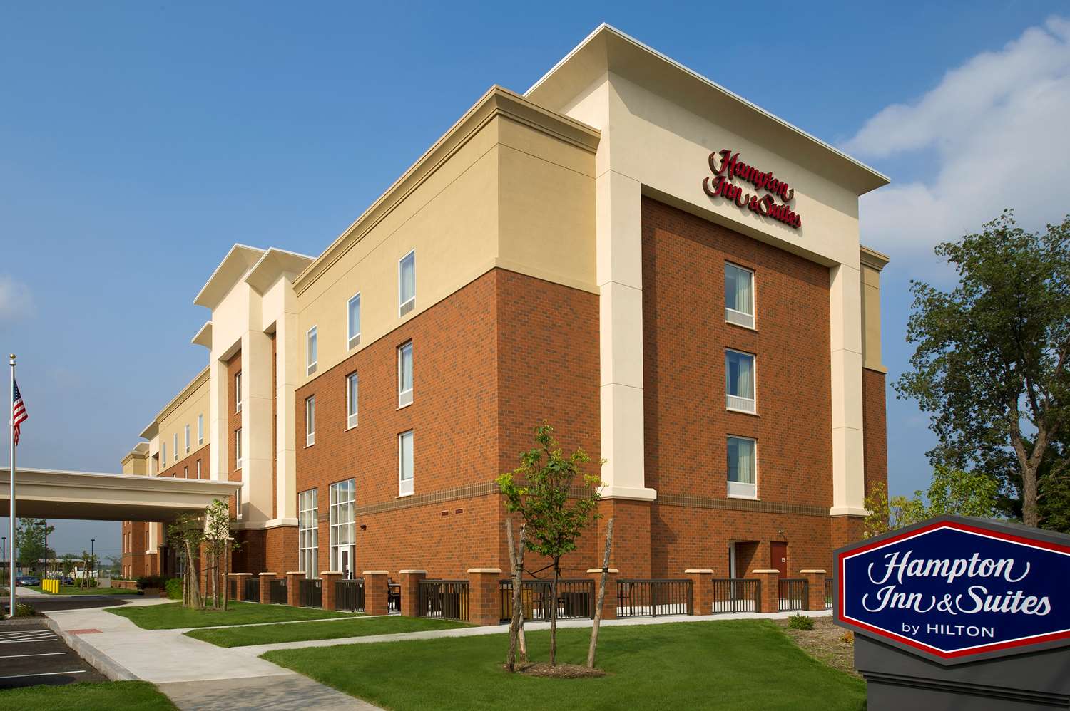 Hampton Inn & Suites Syracuse/Carrier Circle 2