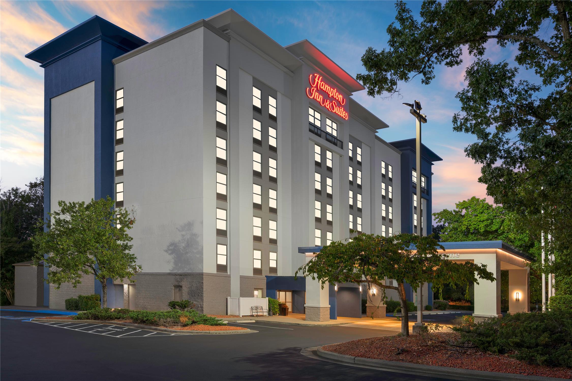 Hampton Inn & Suites Charlotte-Arrowood Rd. 1