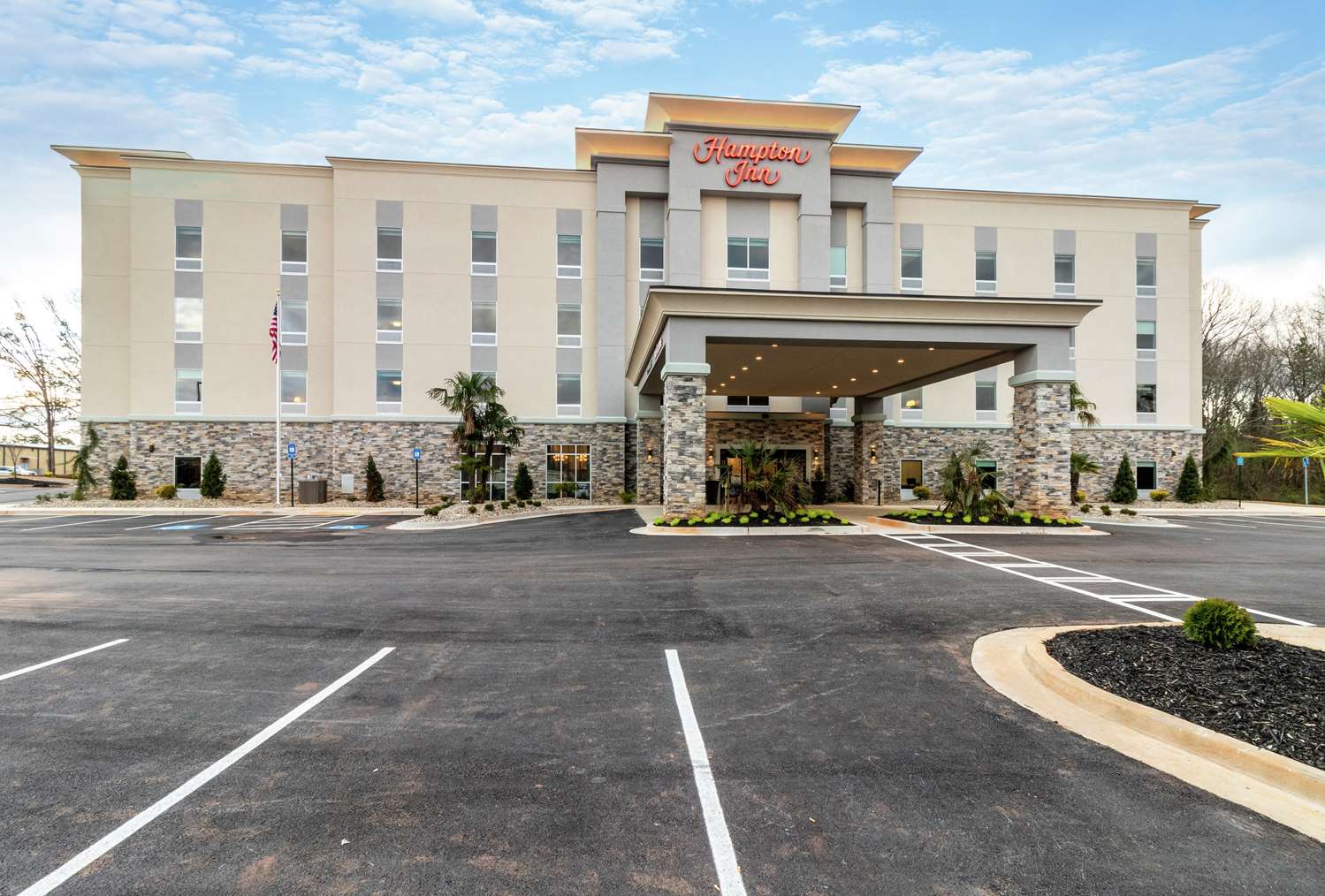 Hampton Inn Locust Grove 1