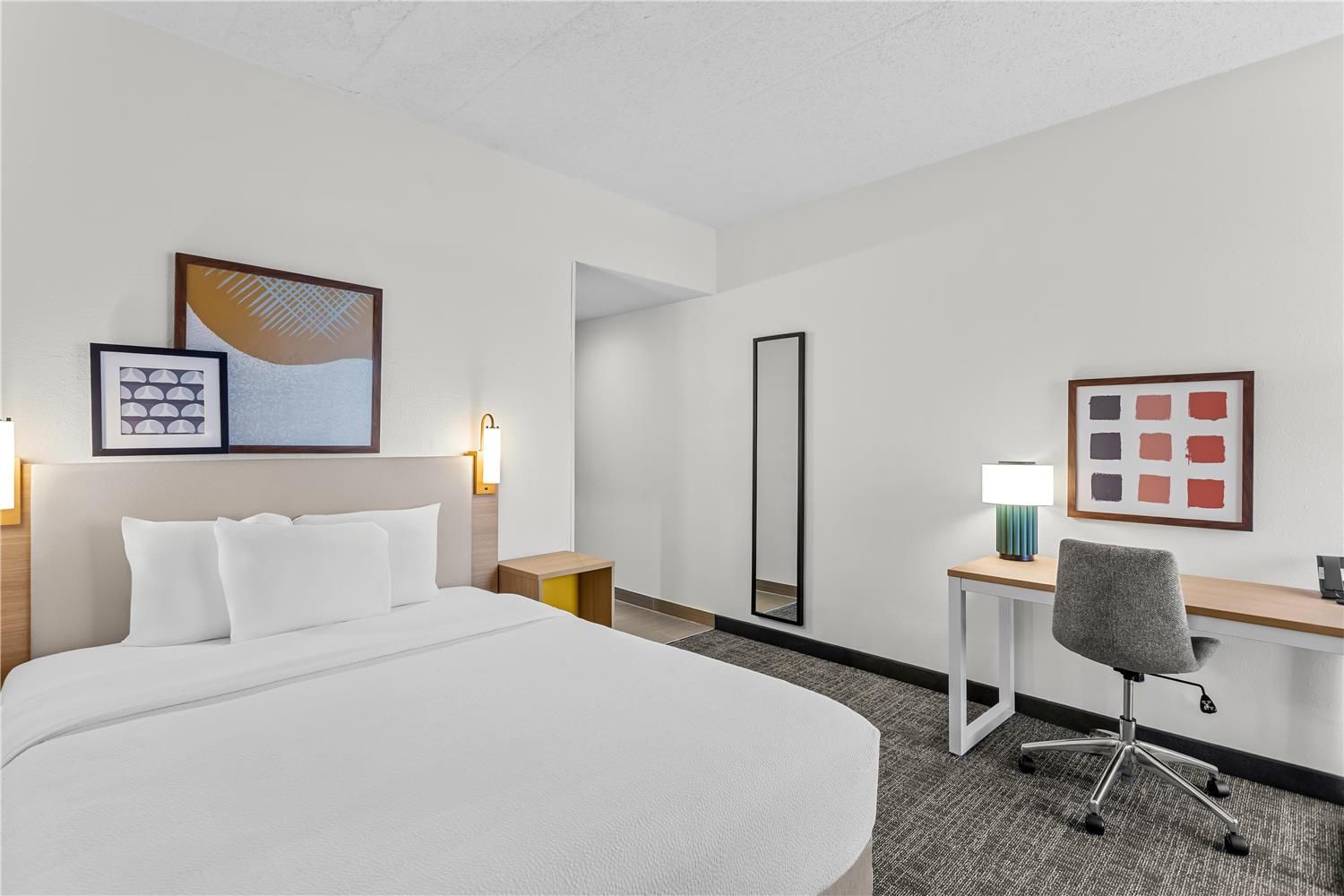 Spark by Hilton Des Plaines Chicago O'Hare 1
