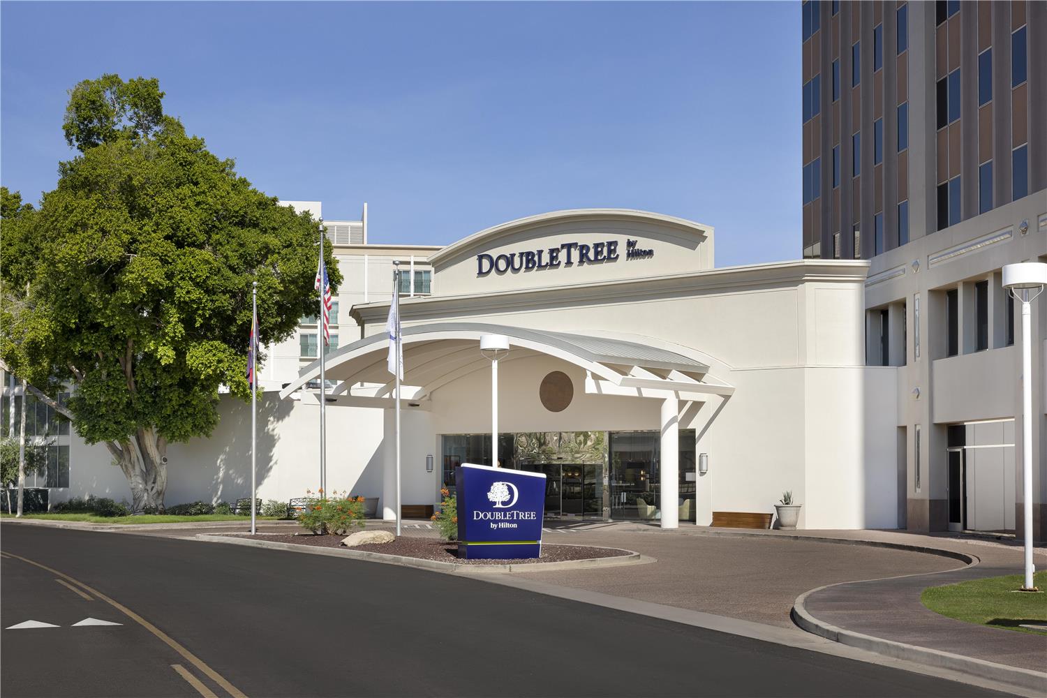 DoubleTree by Hilton Phoenix Midtown 1