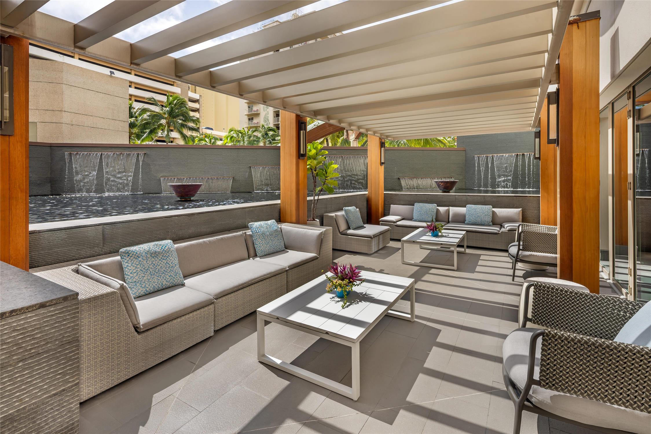 Hilton Grand Vacations Club Hokulani Waikiki Honolulu 2