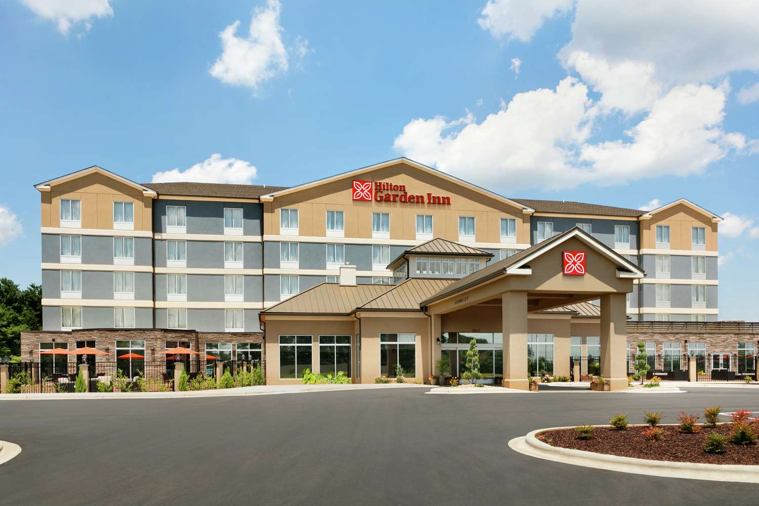 Hilton Garden Inn Statesville 2