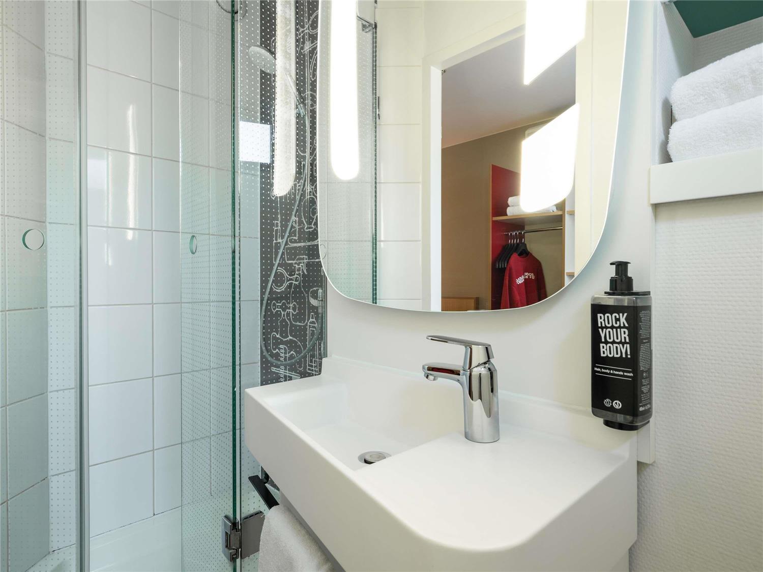 Standard double room