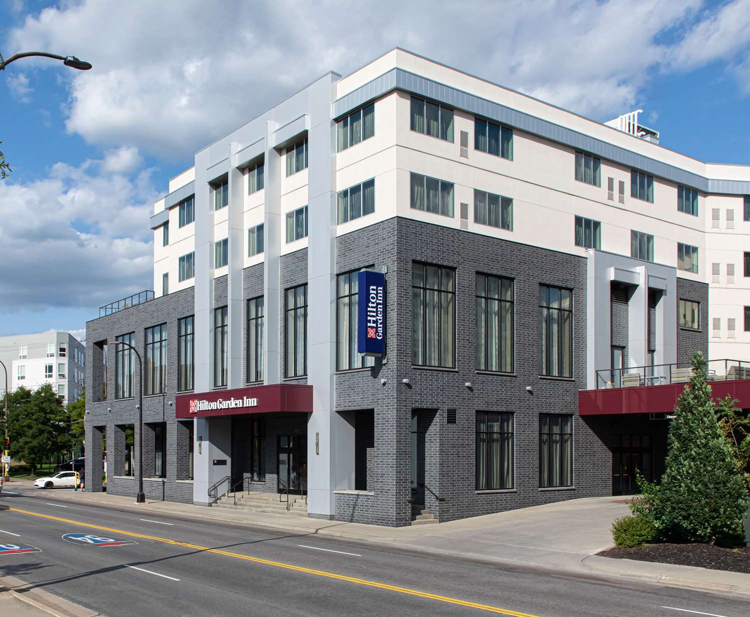 Hilton Garden Inn Minneapolis University Area 2