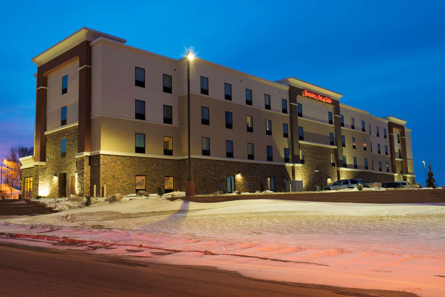 Hampton Inn & Suites Bismarck Northwest 2