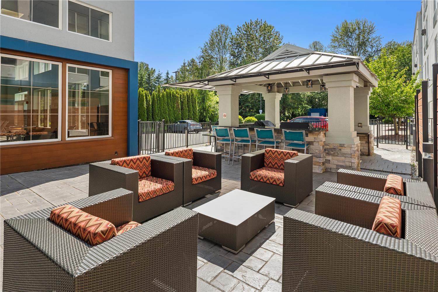 Hampton Inn & Suites Seattle-North/Lynnwood 2