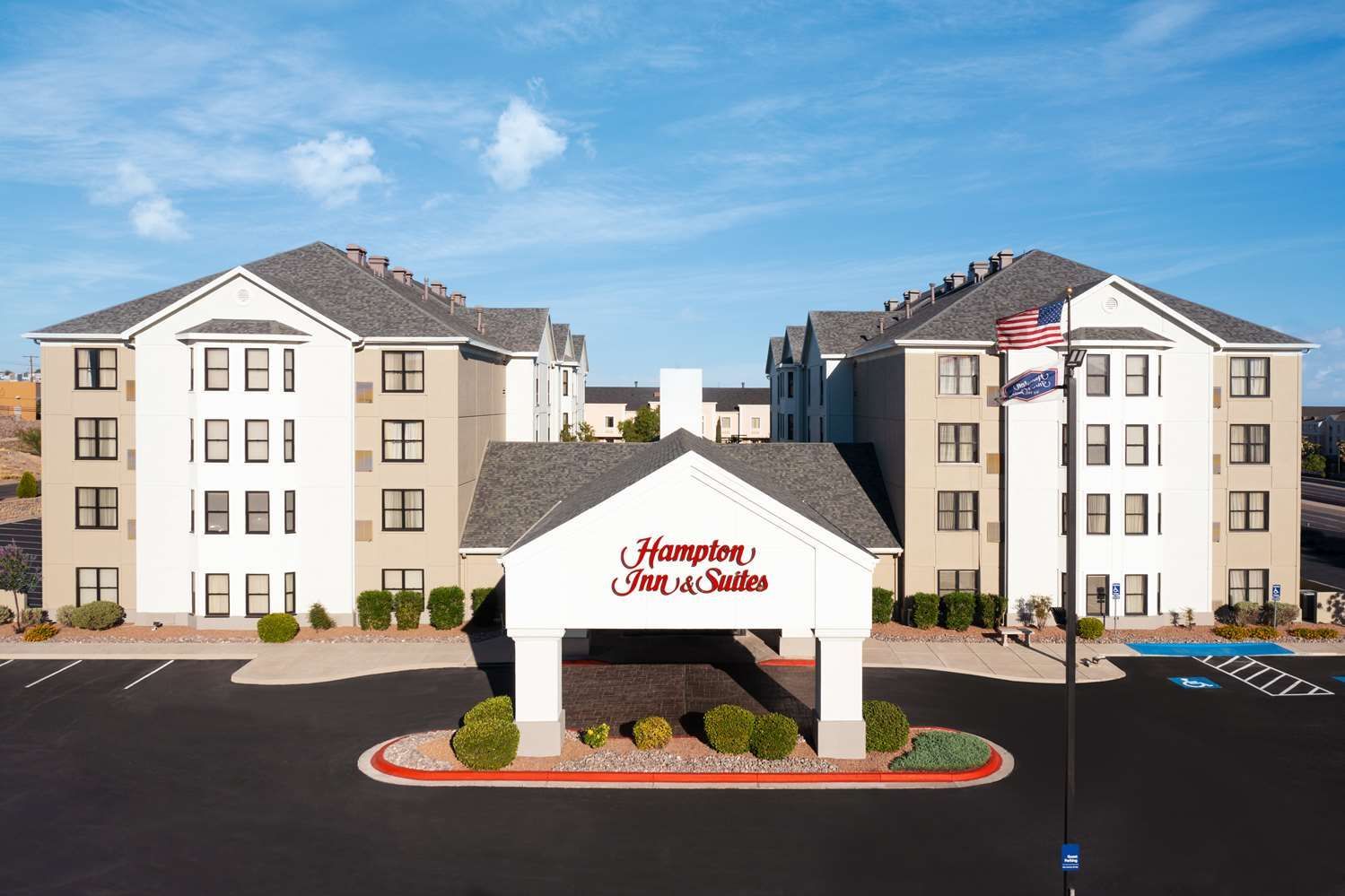 Hampton Inn & Suites El Paso-Airport 2