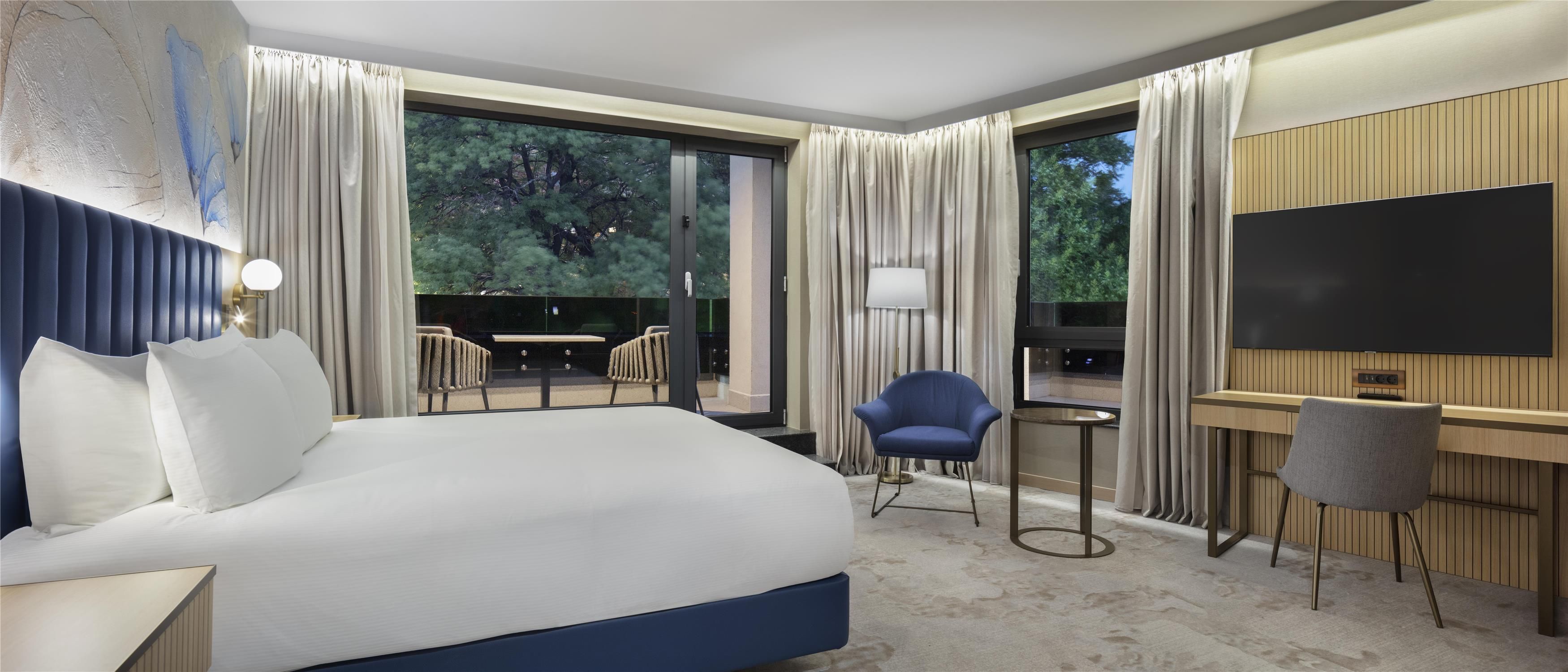Superior Room with Balcony