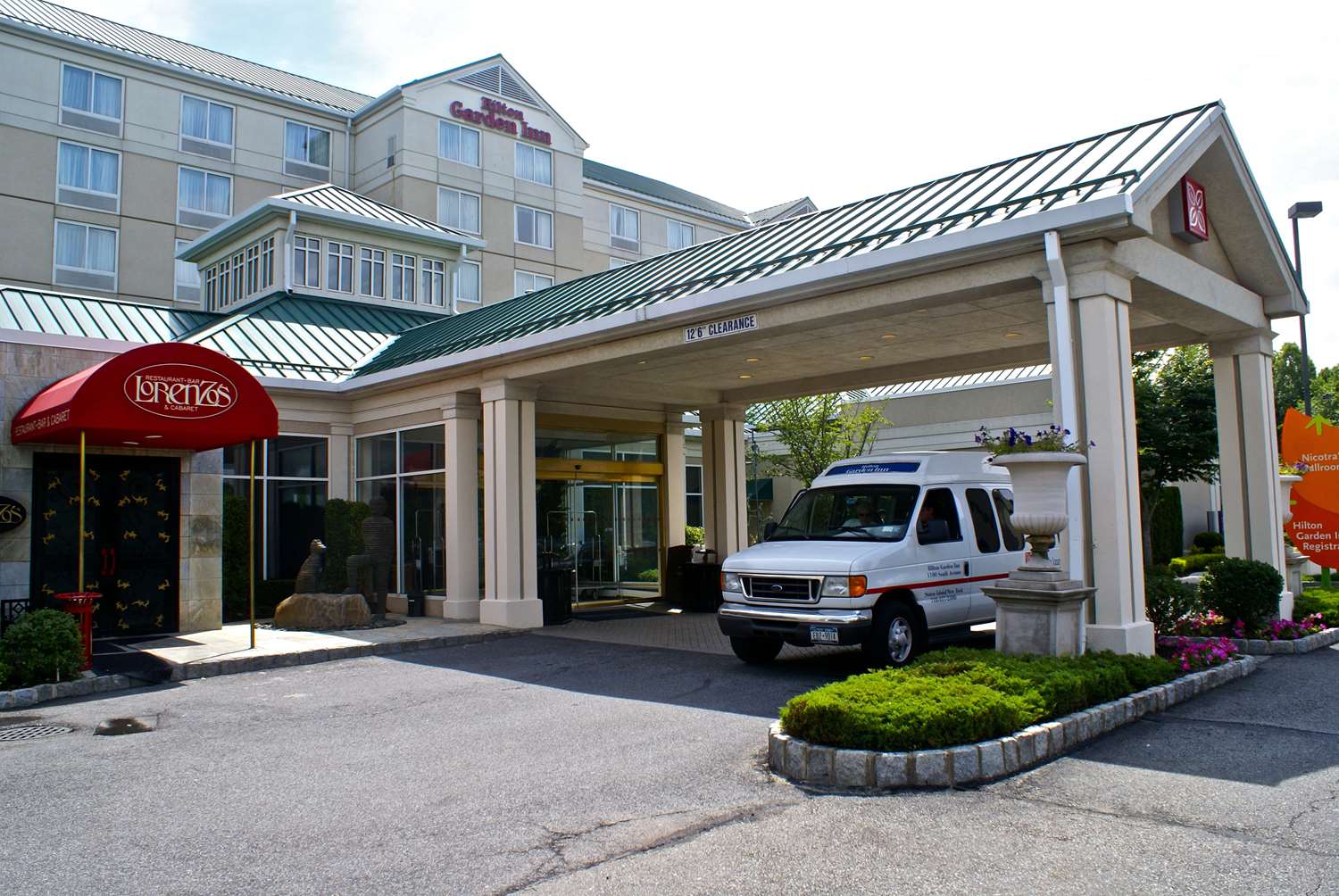 Hilton Garden Inn New York/Staten Island 2