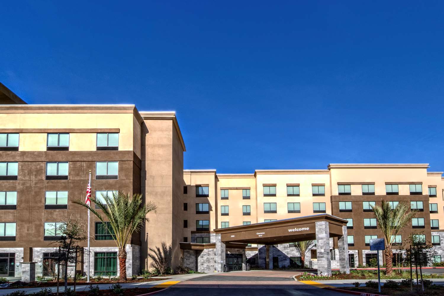 Hampton Inn & Suites San Jose Airport 2