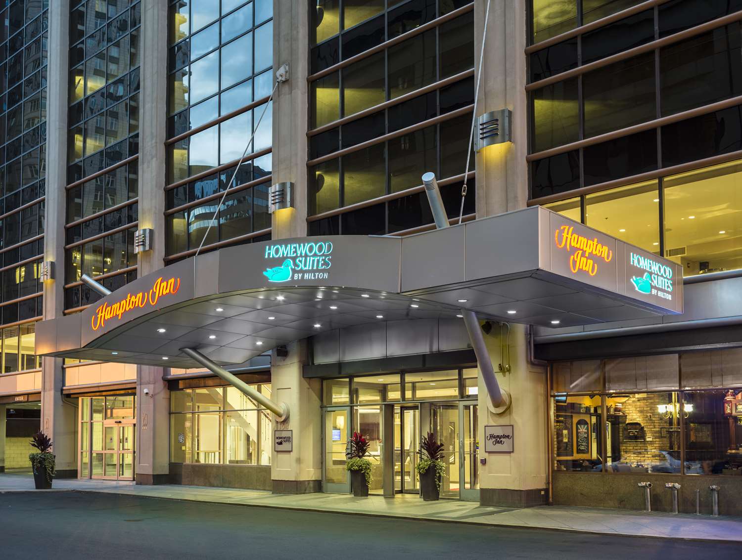 Homewood Suites by Hilton Chicago Downtown/Magnificent Mile, 1