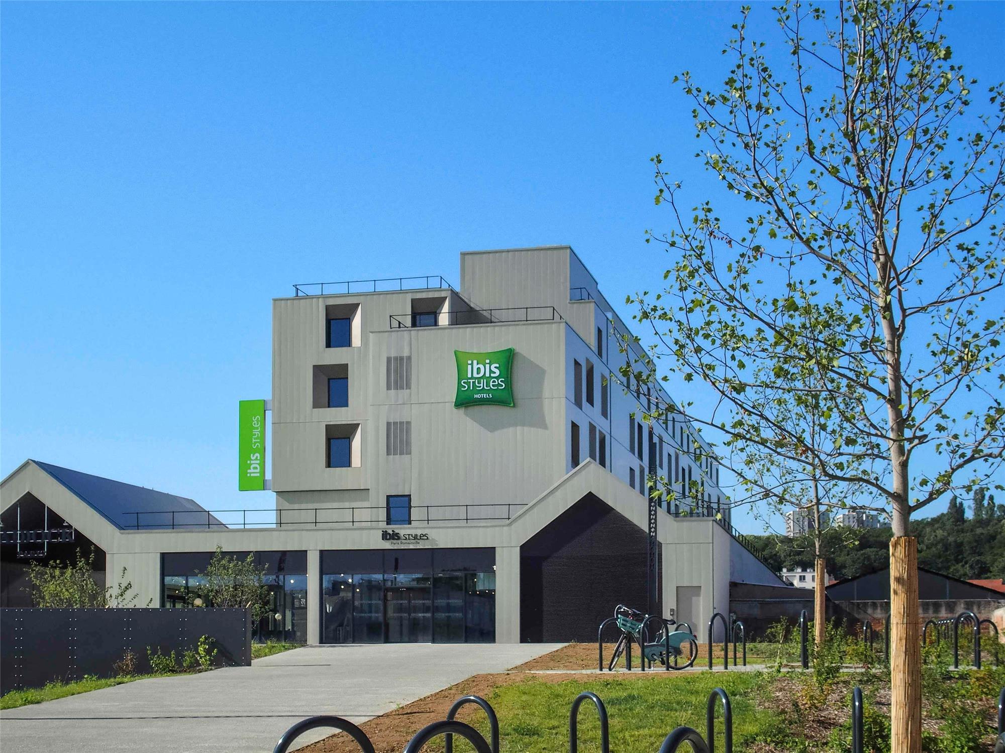 ibis Styles Paris Romainville 1