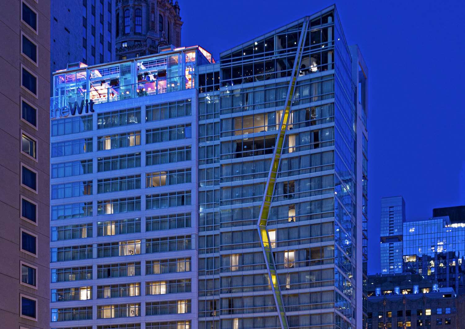 theWit Chicago, a Hilton Hotel 1