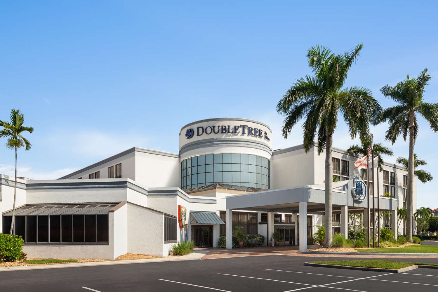 Doubletree by Hilton Fort Myers at Bell Tower Shops 1