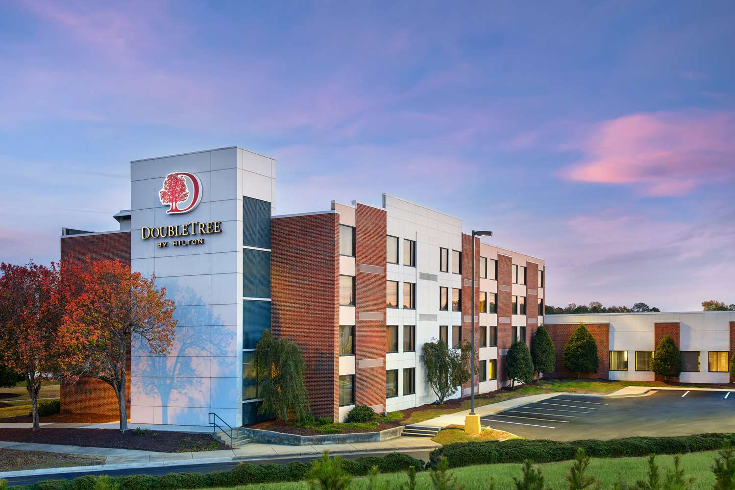 DoubleTree by Hilton Rocky Mount 1