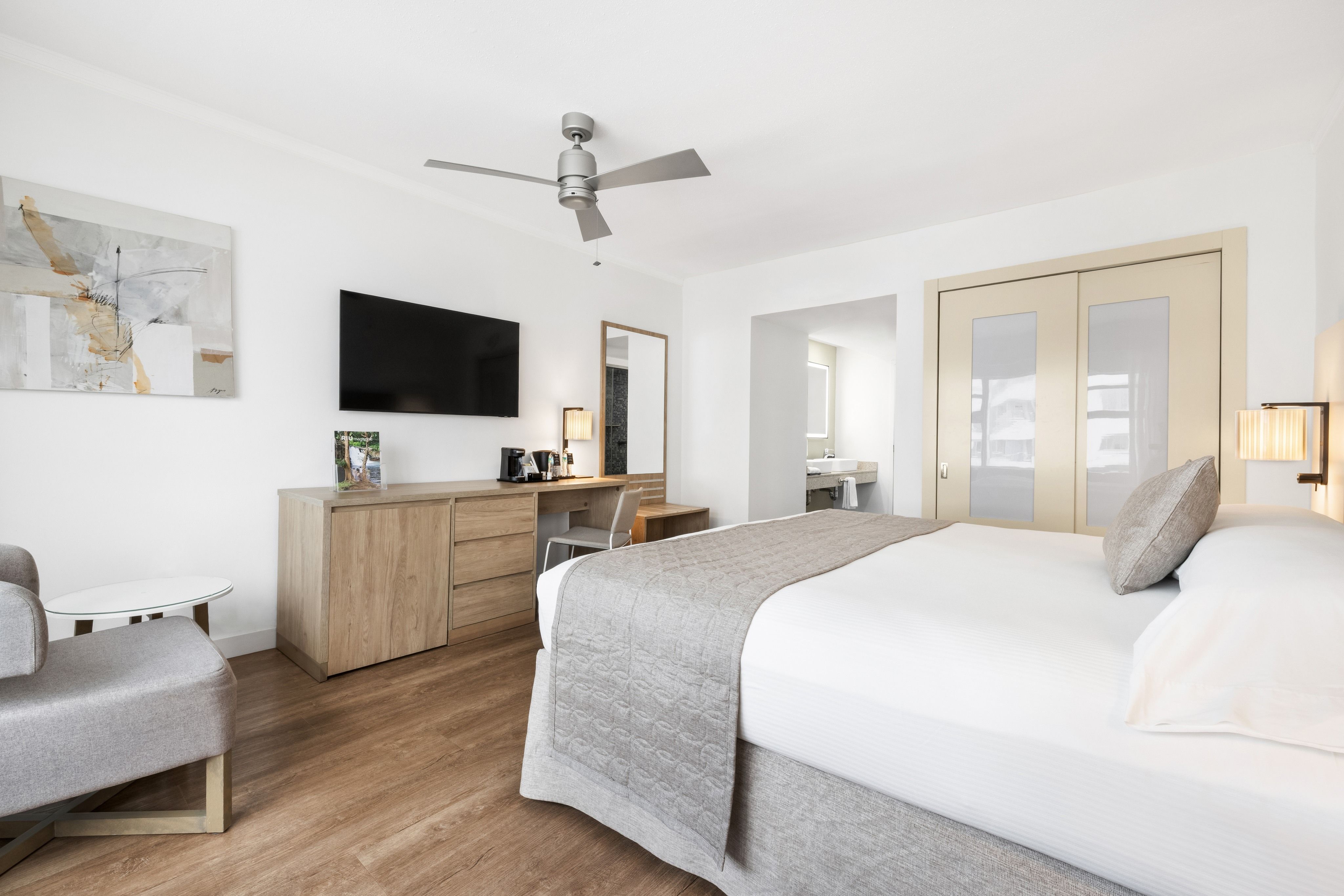 Deluxe Room with City View