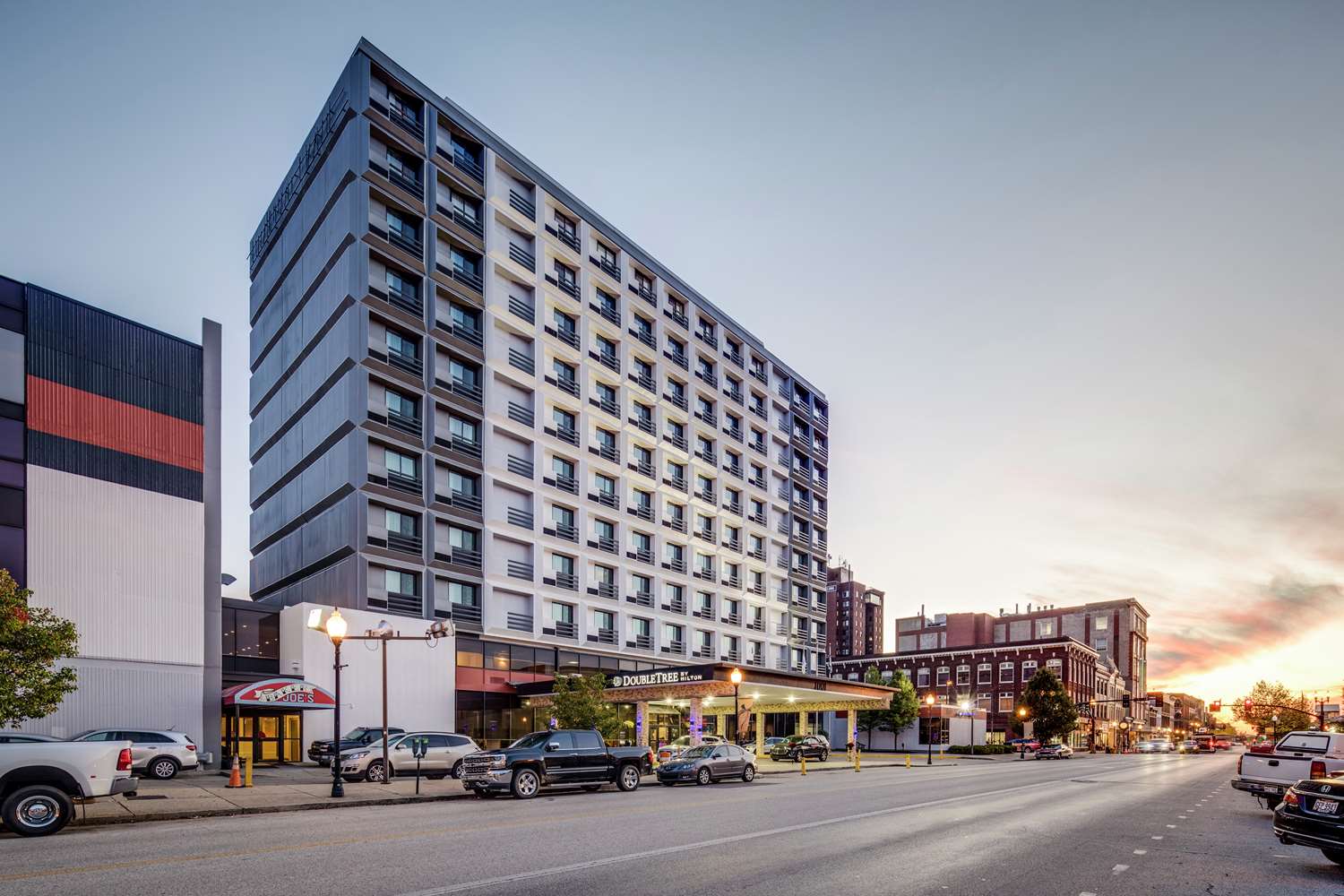 DoubleTree by Hilton Huntington, WV 1