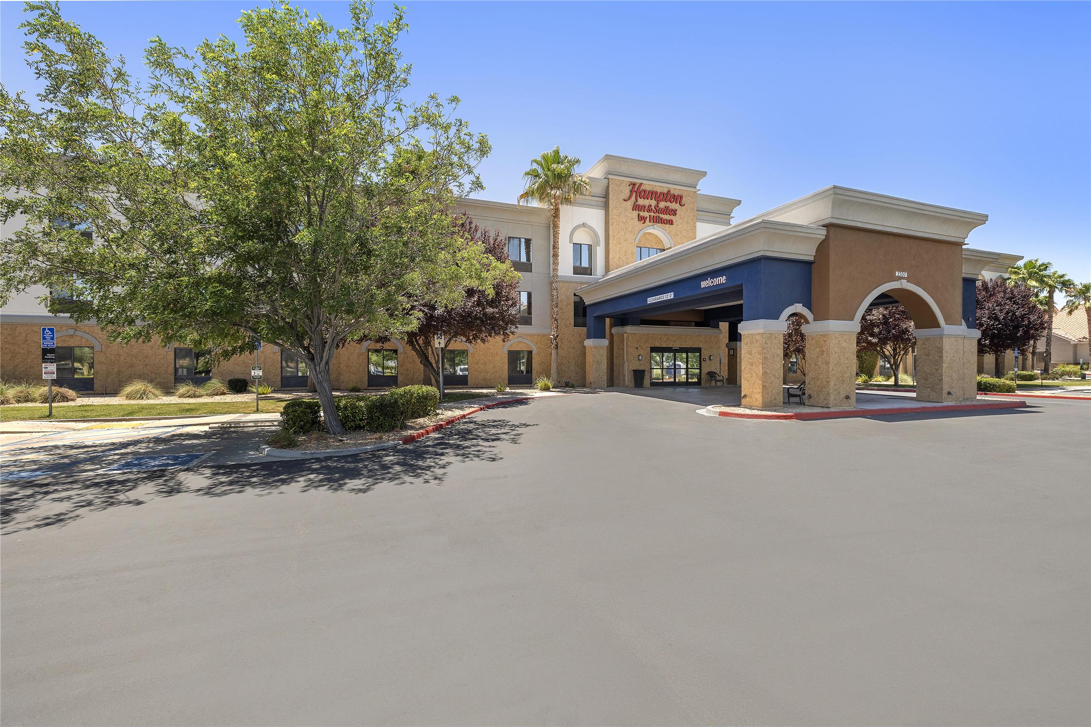 Hampton Inn & Suites Lancaster 1