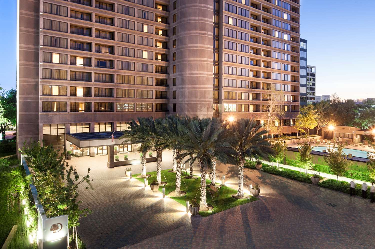 DoubleTree by Hilton Hotel & Suites Houston by the Galleria 1