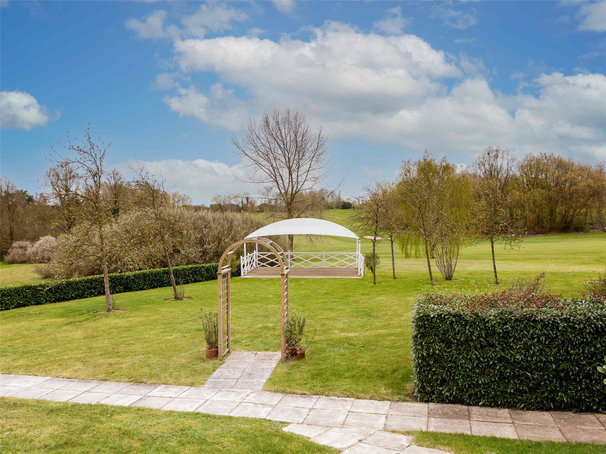 Mercure Milton Keynes Hotel 2