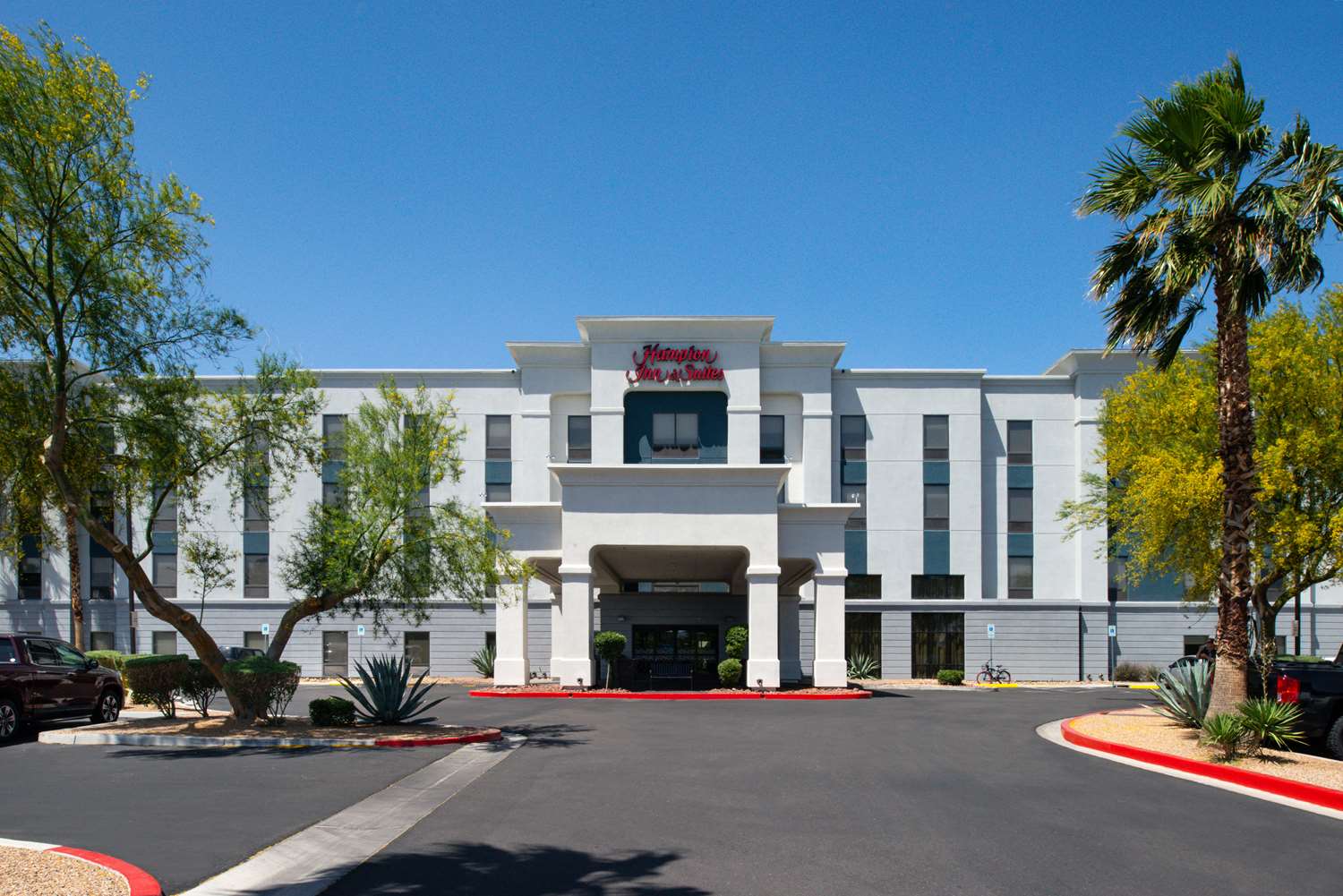 Hampton Inn & Suites Las Vegas Airport 1
