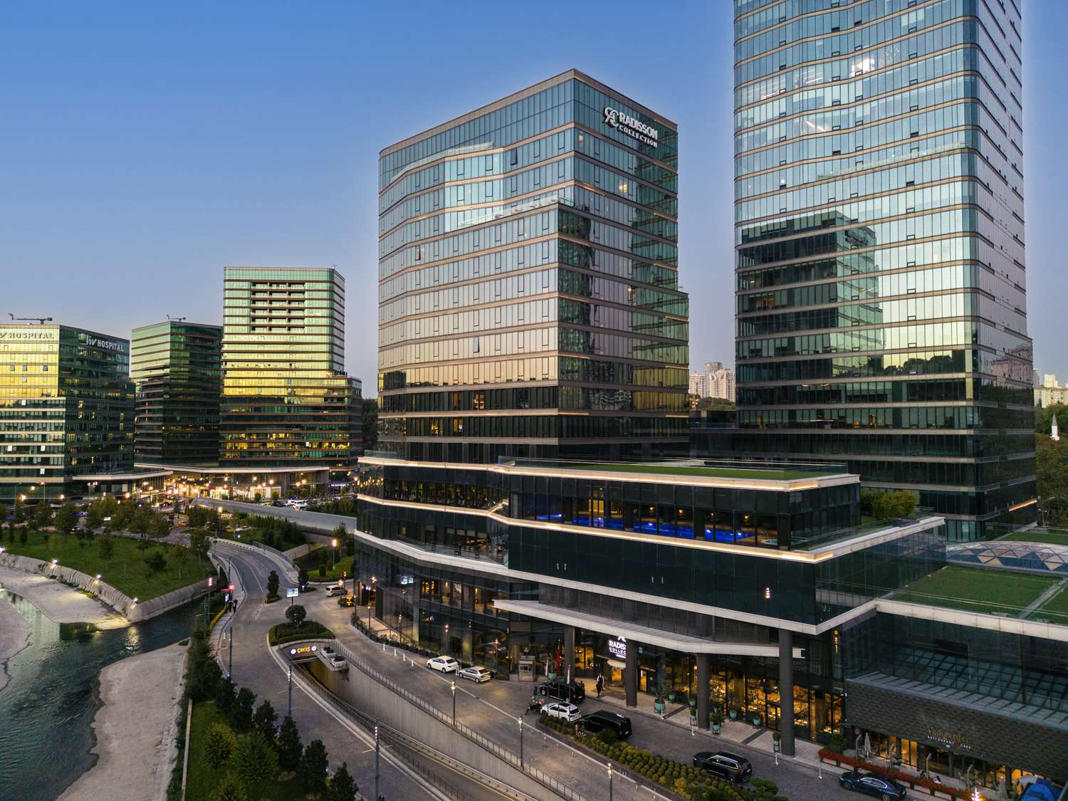 Radisson Collection Hotel, Vadistanbul 2