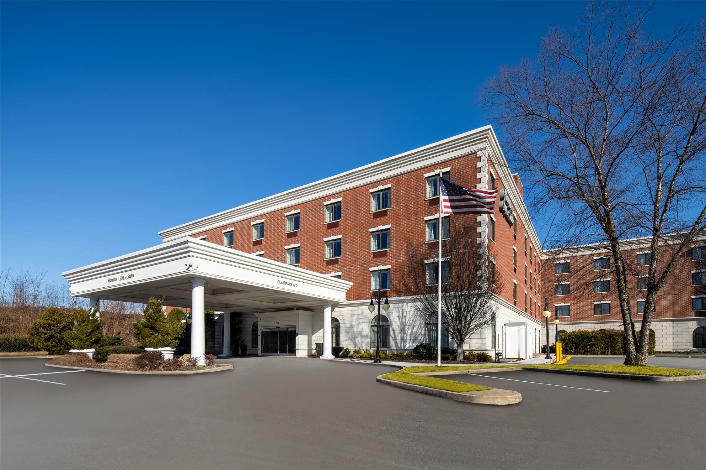 Hampton Inn & Suites Rockville Centre 1