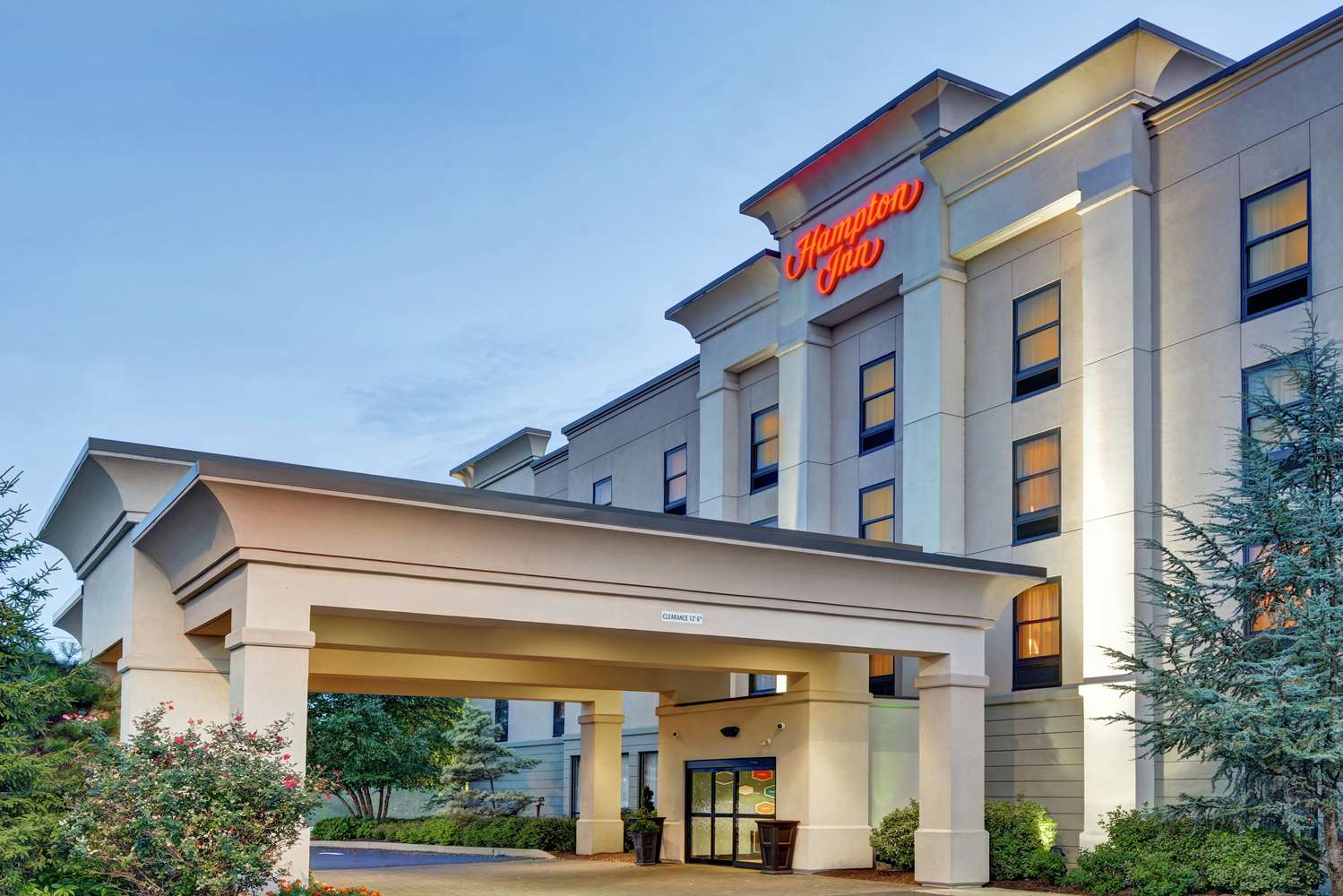 Hampton Inn Lewisburg 2