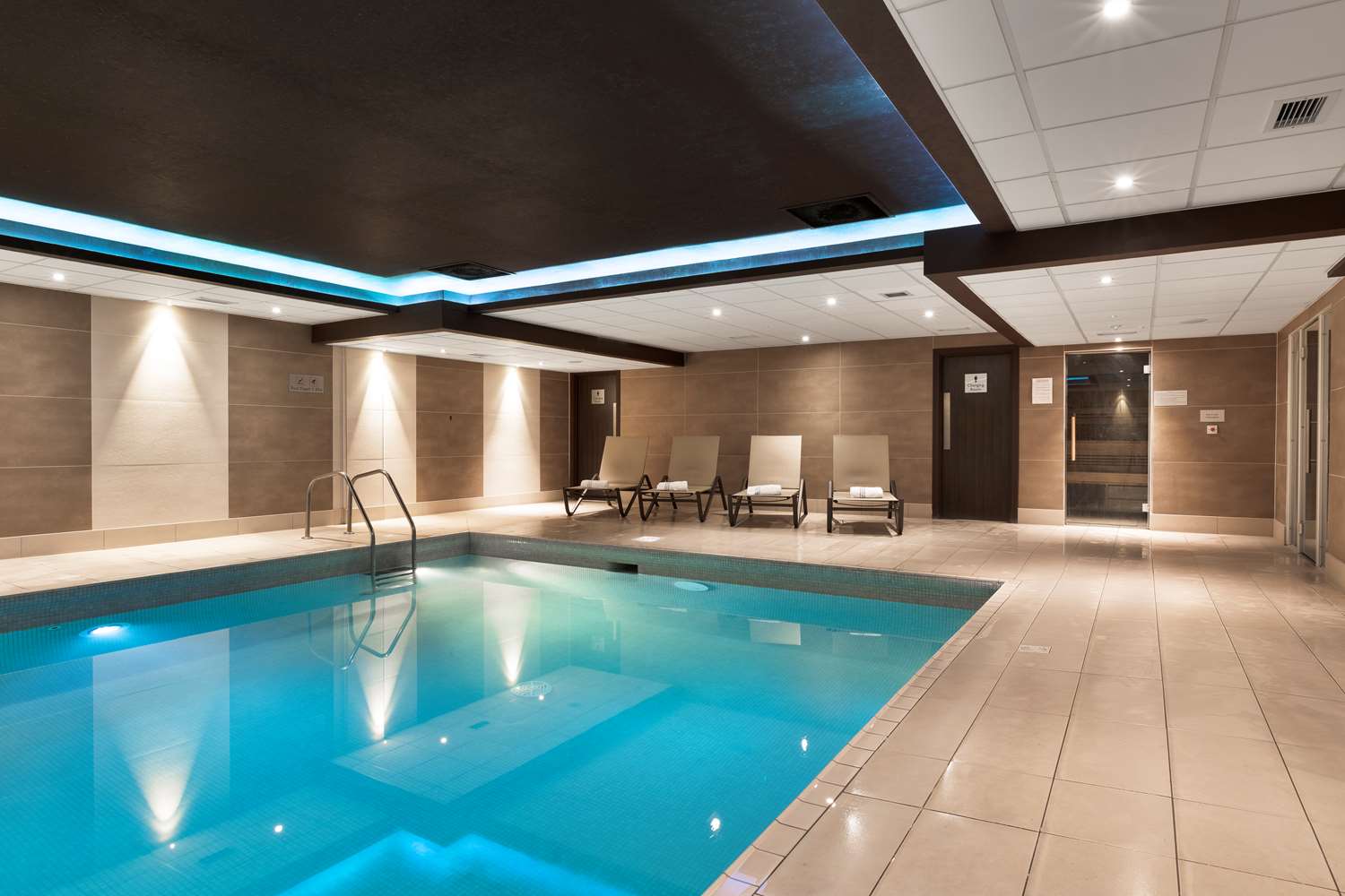 Radisson Blu Hotel, Edinburgh City Centre 1