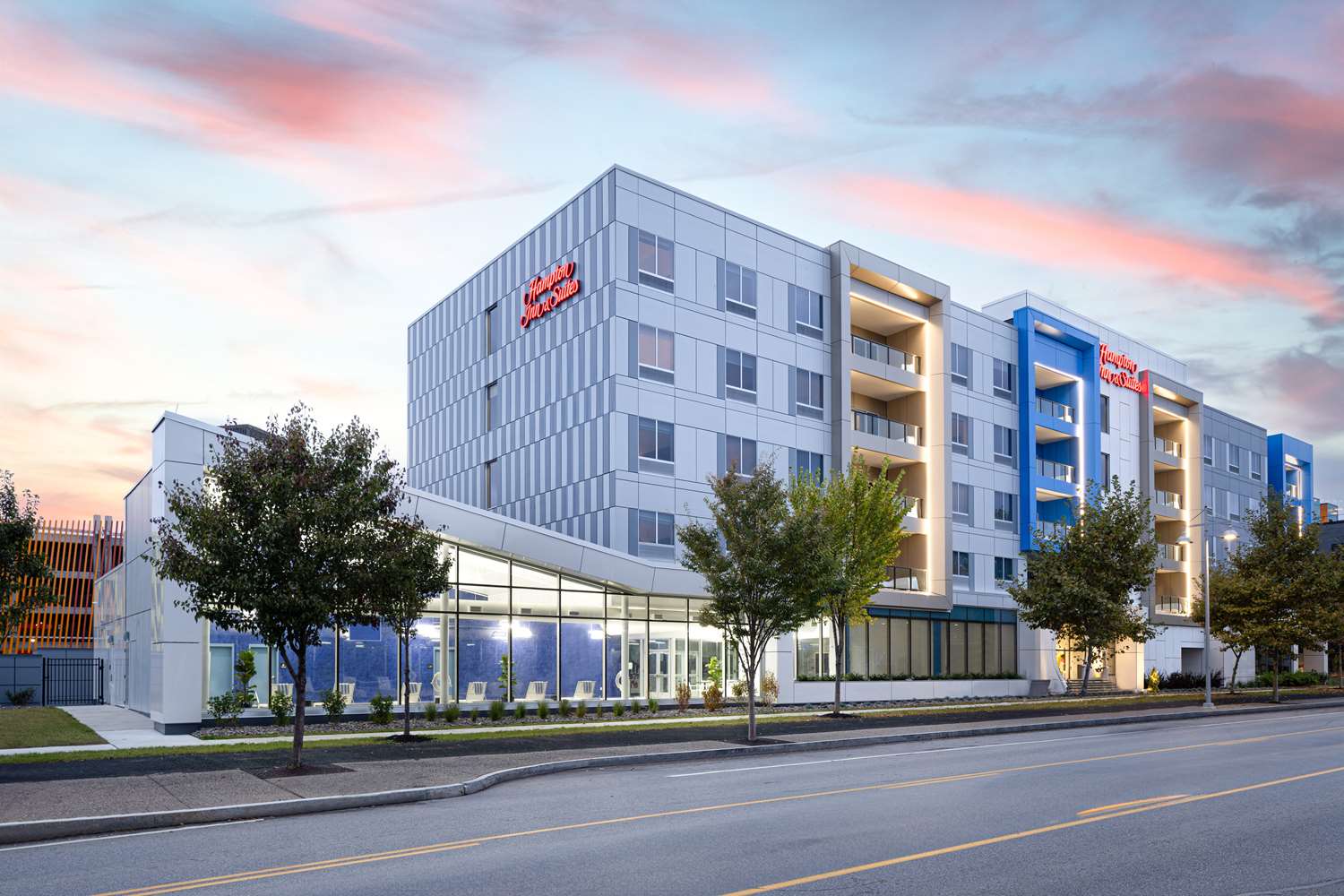 Hampton Inn & Suites Rochester Downtown 1