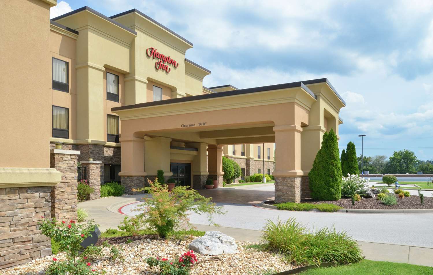 Hampton Inn Harrison 2