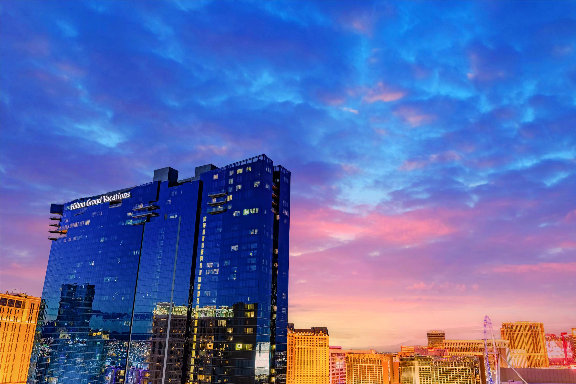 Elara by Hilton Grand Vacations – Center Strip 2