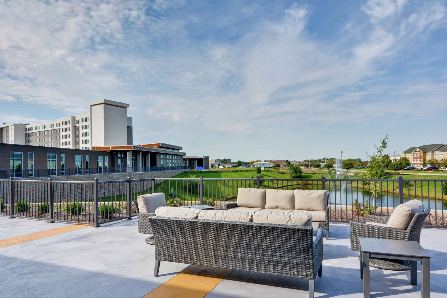 Embassy Suites By Hilton Plainfield Indianapolis Airport 2