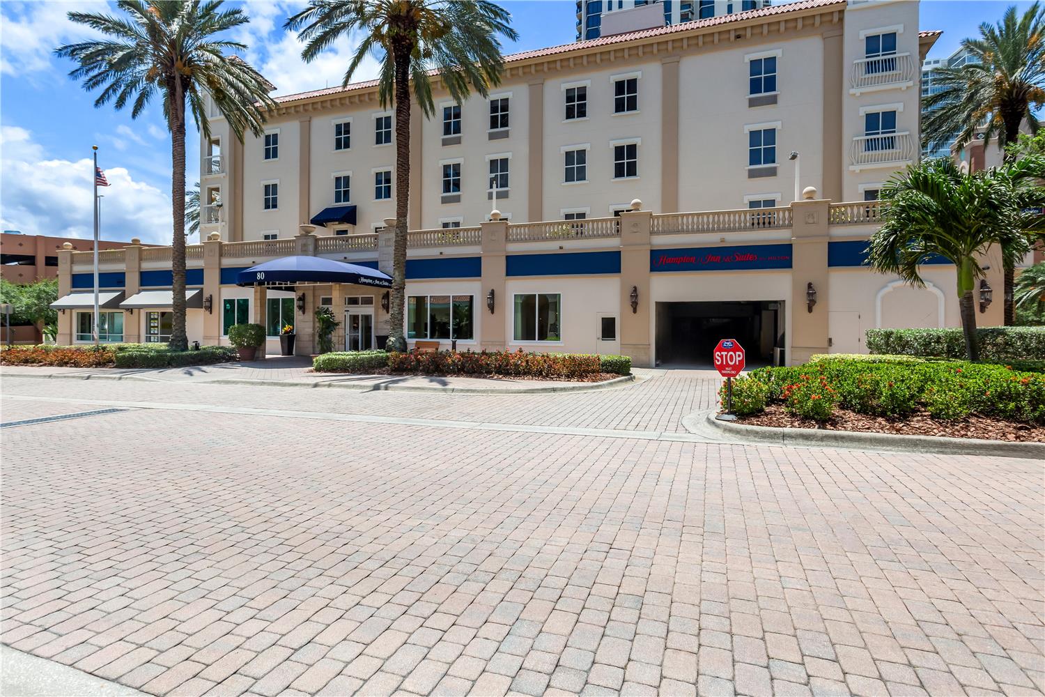 Hampton Inn & Suites St. Petersburg/Downtown 1
