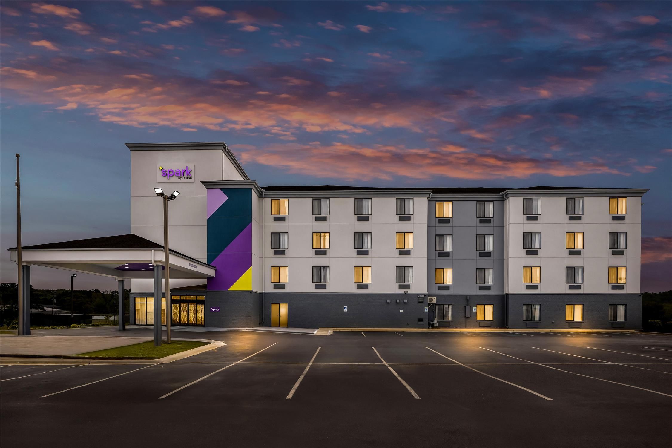 Spark by Hilton Pelham Birmingham I 65 2