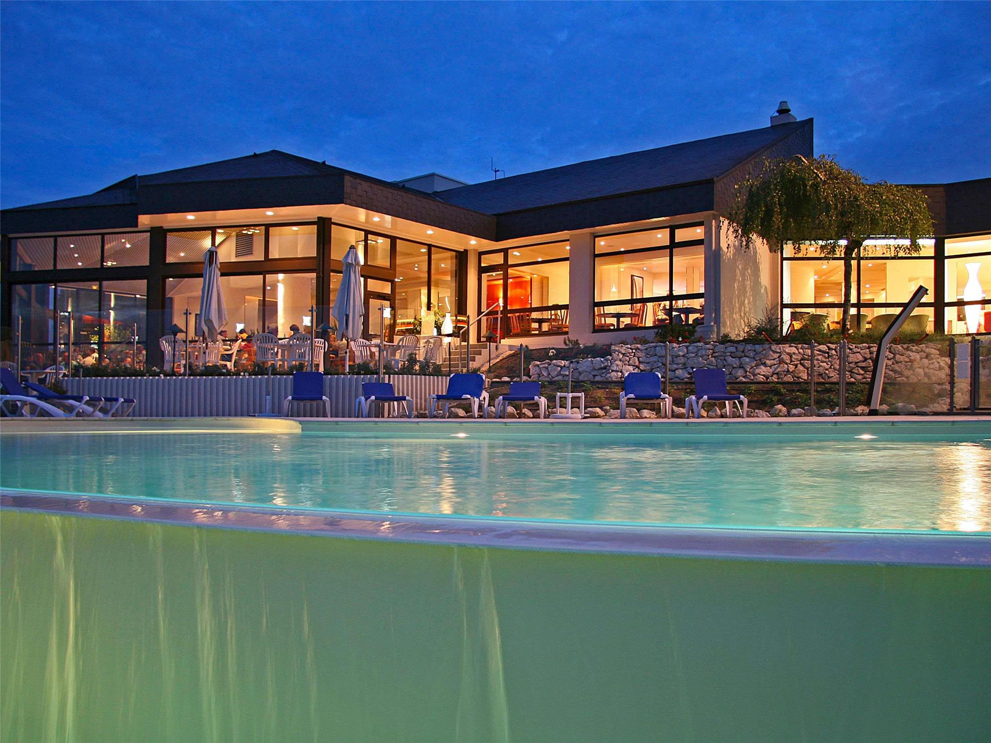 Novotel Amboise 2