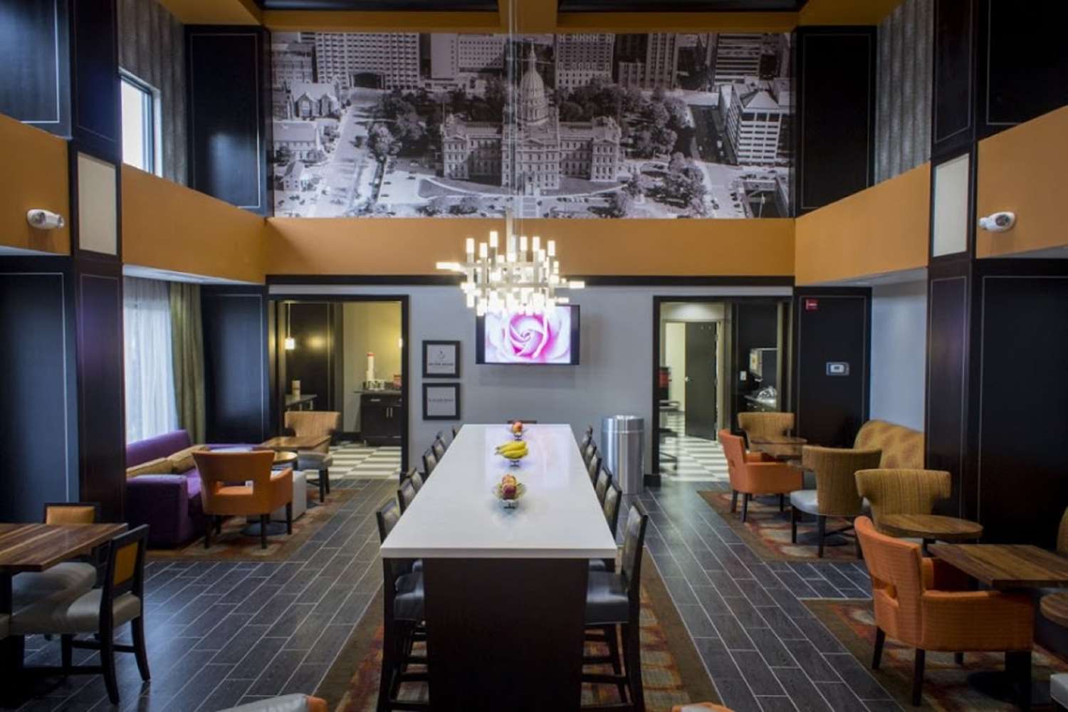 Hampton Inn & Suites Lansing West 2