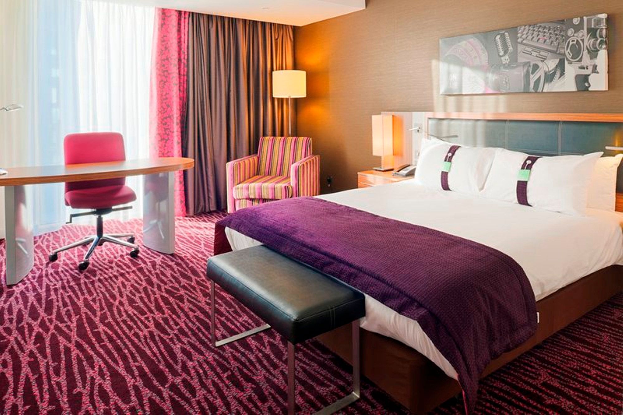 Holiday Inn MANCHESTER - MEDIACITYUK by IHG 1