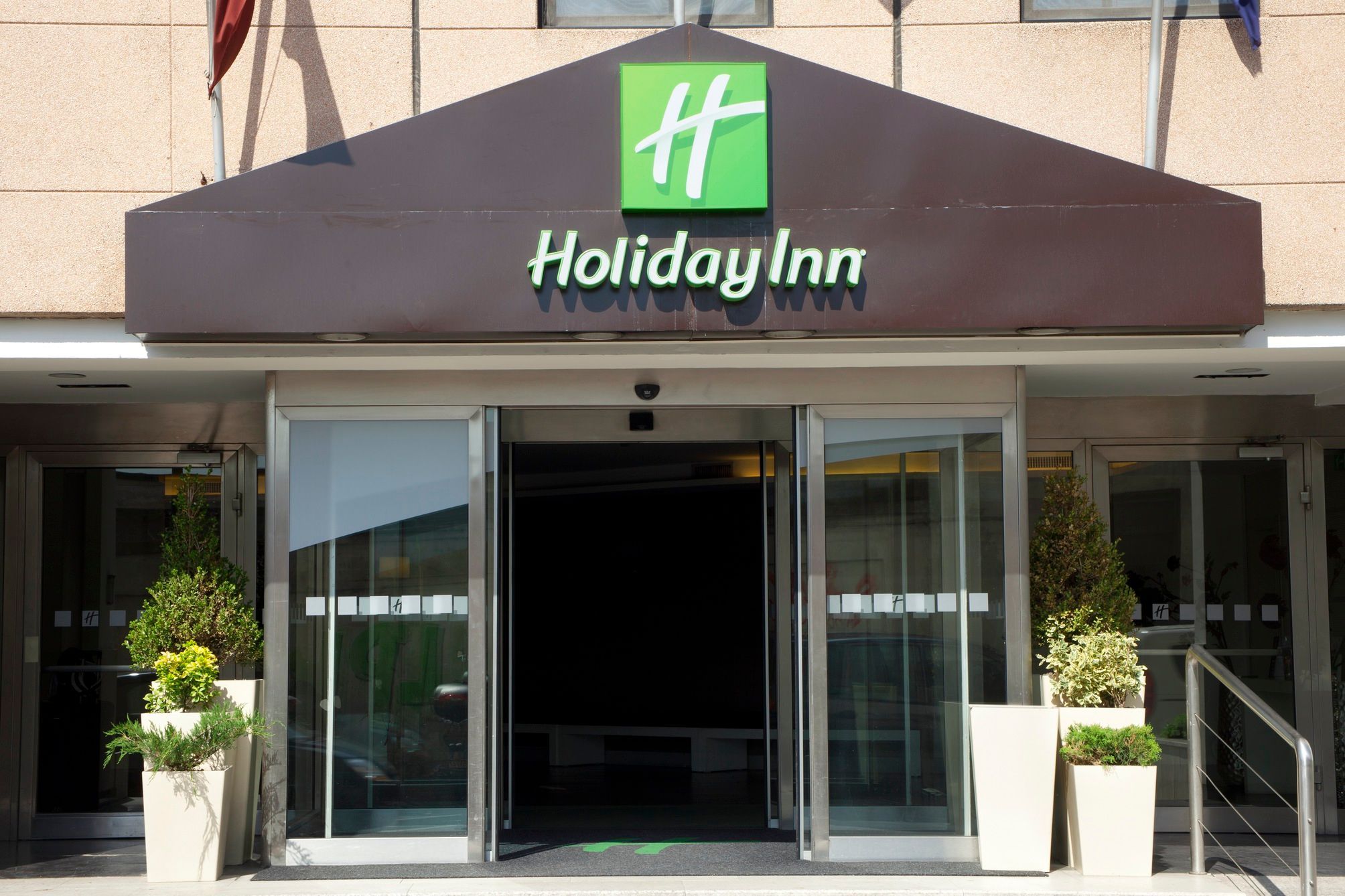Holiday Inn NAPLES by IHG 2