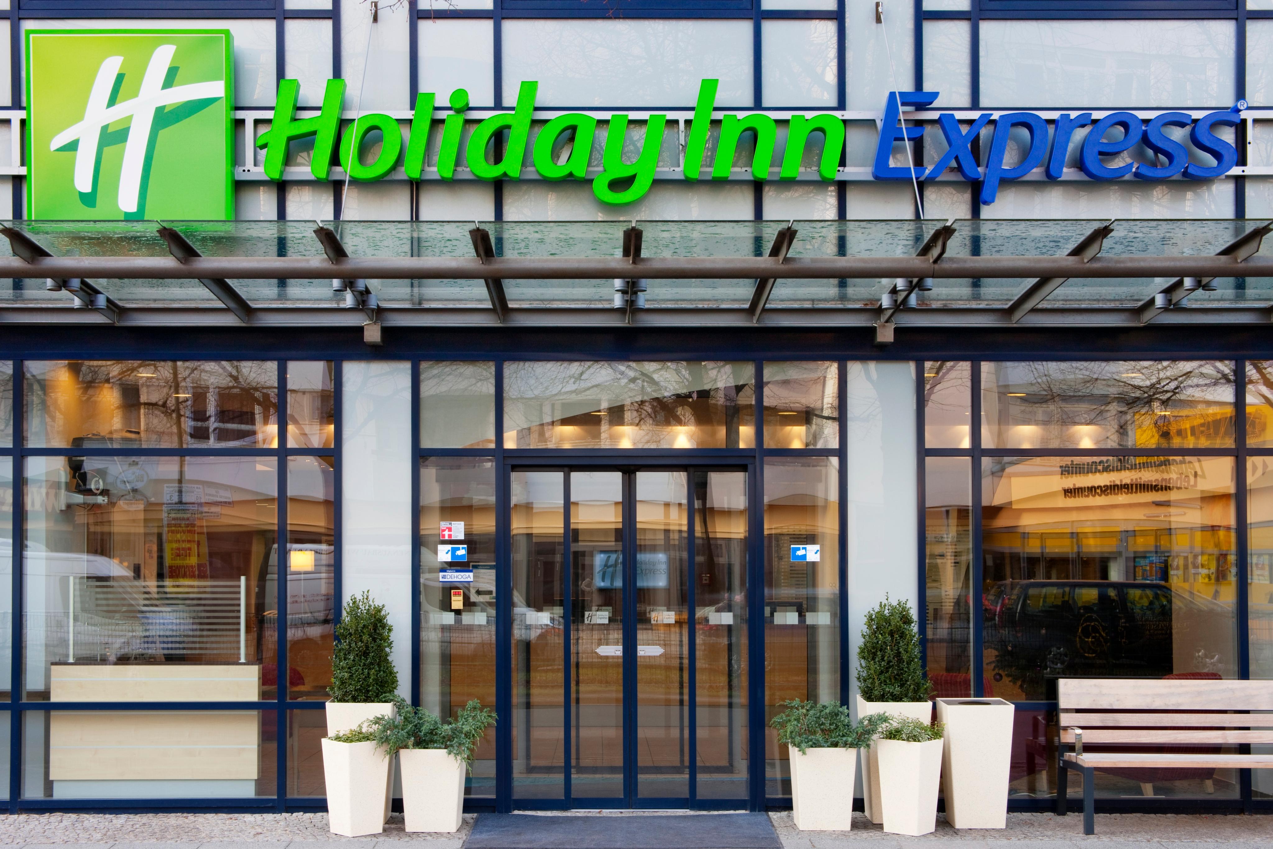 Holiday Inn Express BERLIN CITY CENTRE by IHG 1
