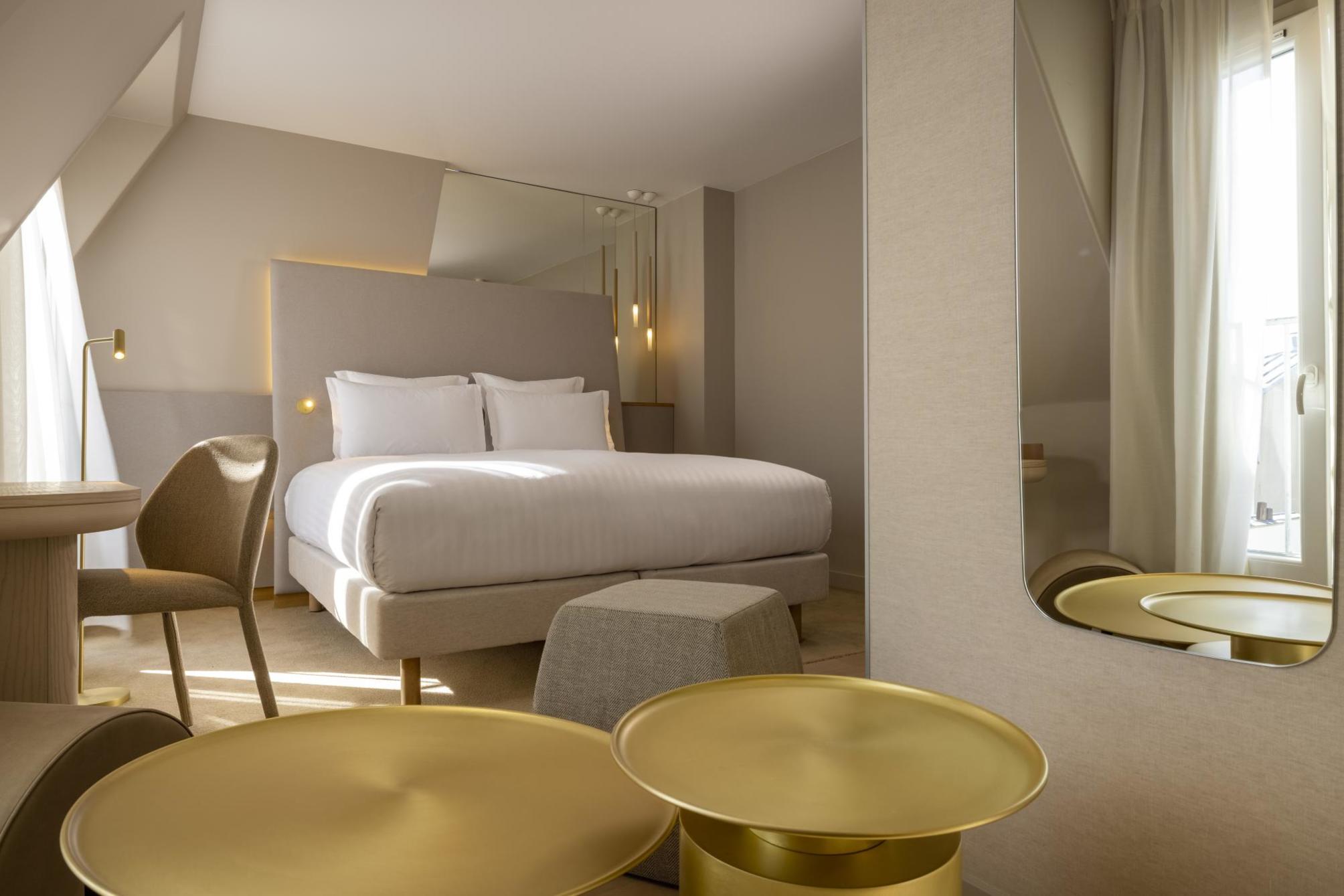 Hôtel Beige 1