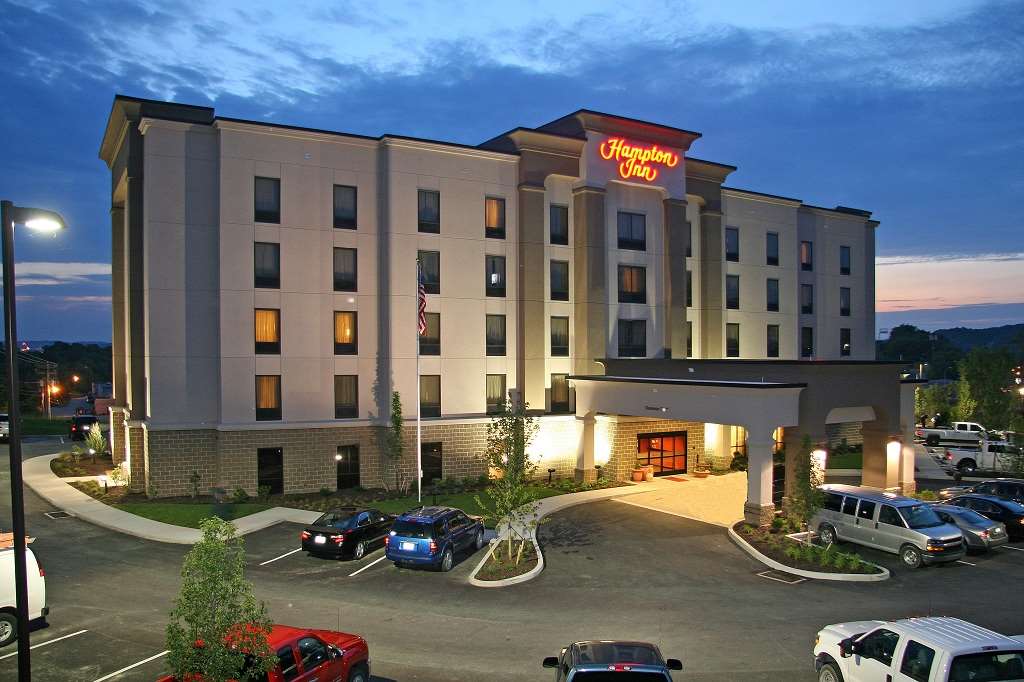 Hampton Inn Waynesburg, PA 2