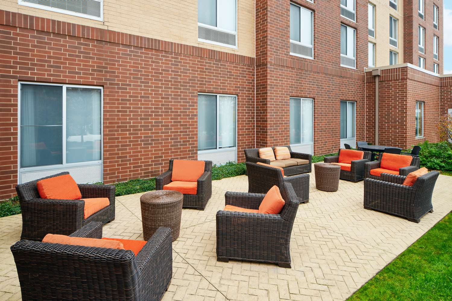 Hilton Garden Inn Schaumburg 2