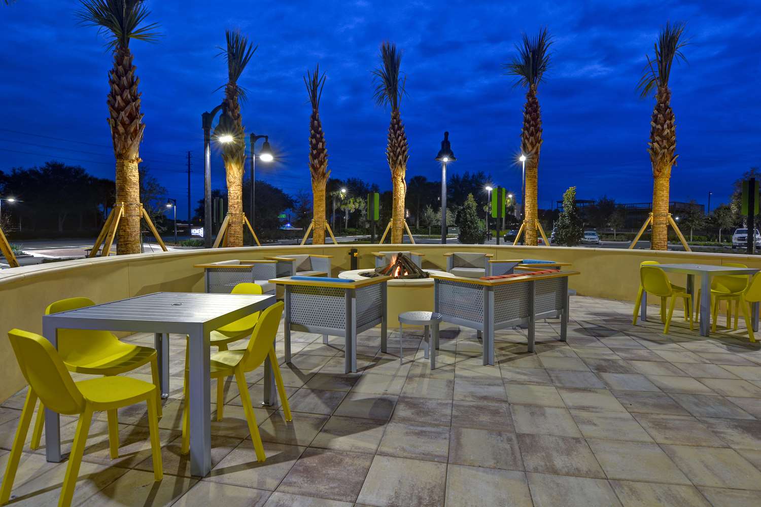 Home2 Suites By Hilton Orlando Flamingo Crossings, FL 2