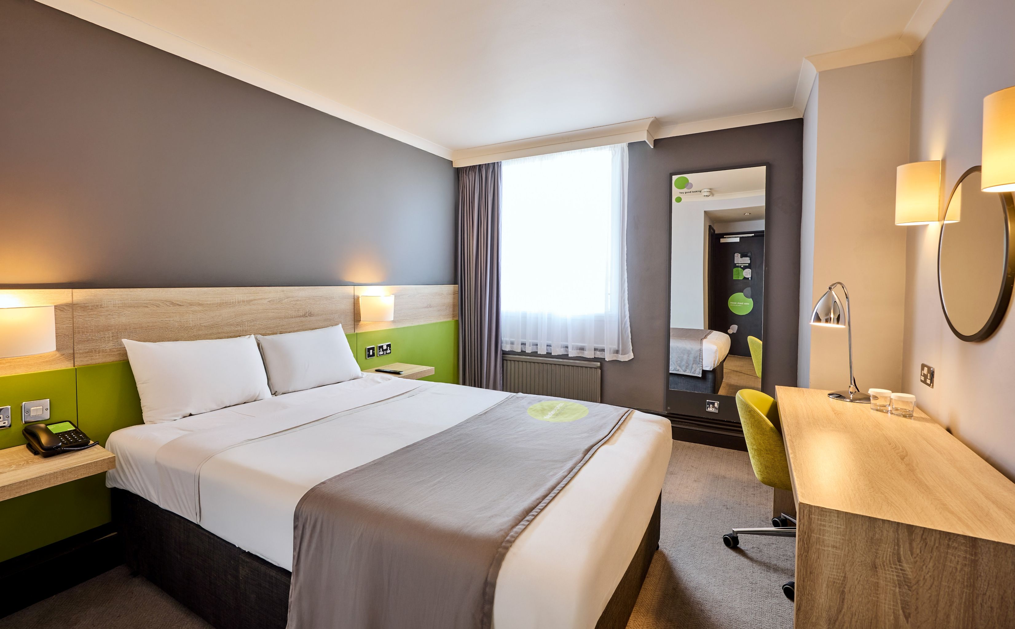  Express King Room