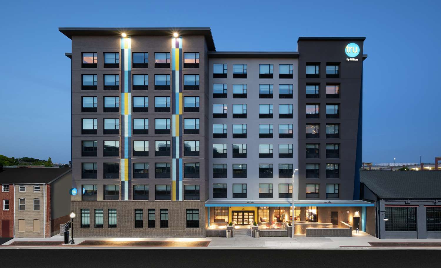 Tru By Hilton Baltimore Harbor East 2