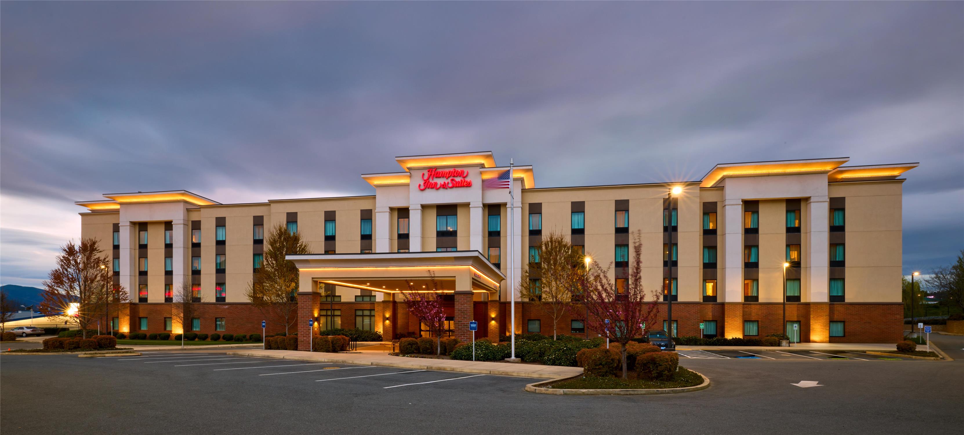 Hampton Inn & Suites Grants Pass 1