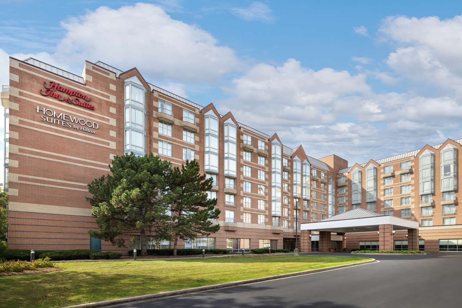 Hampton Inn & Suites Downers Grove Chicago 1